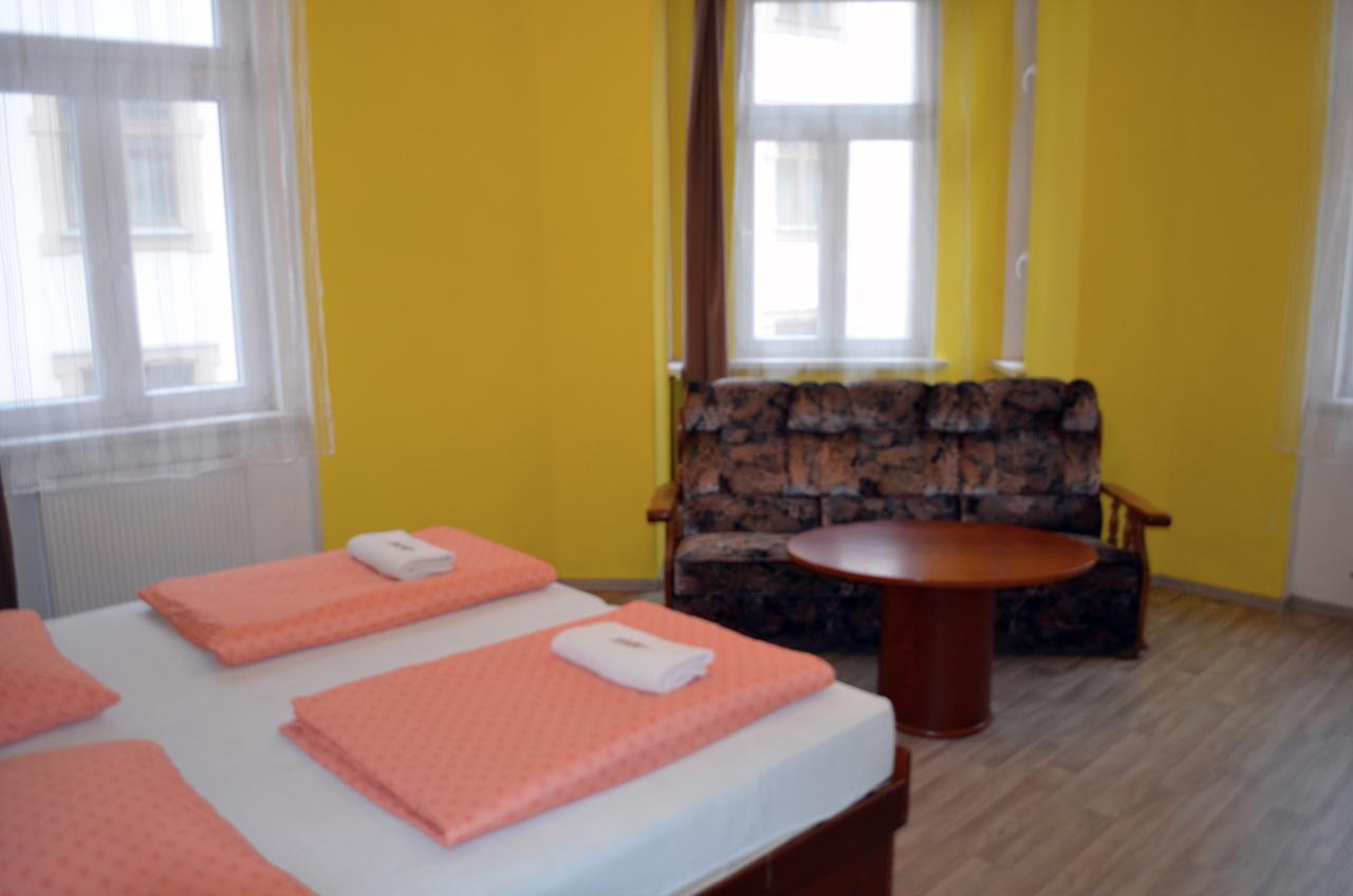 Ab Apartments Karlovy Vary Luaran gambar